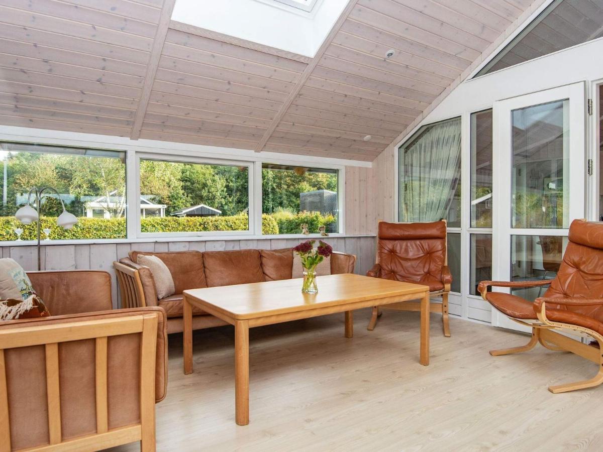8 Person Holiday Home In Hovborg Kültér fotó